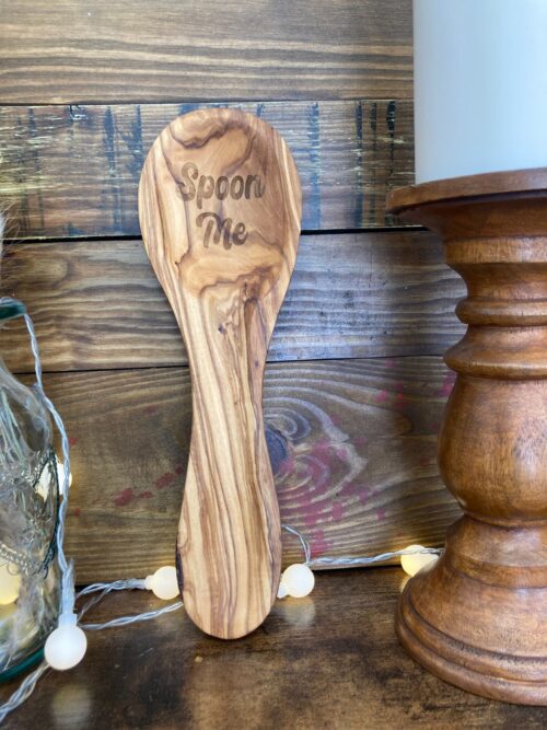 Spoon me olive wood spoon rest